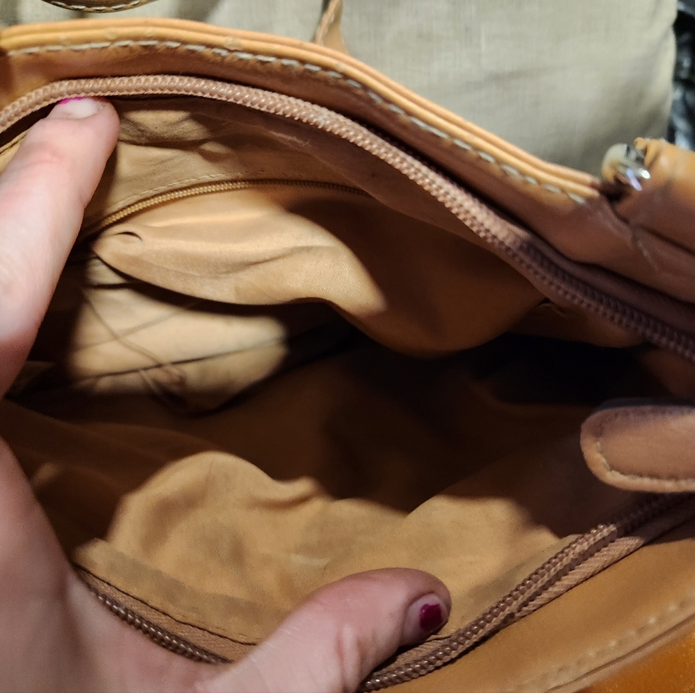 Purse - Picture 2 of 2